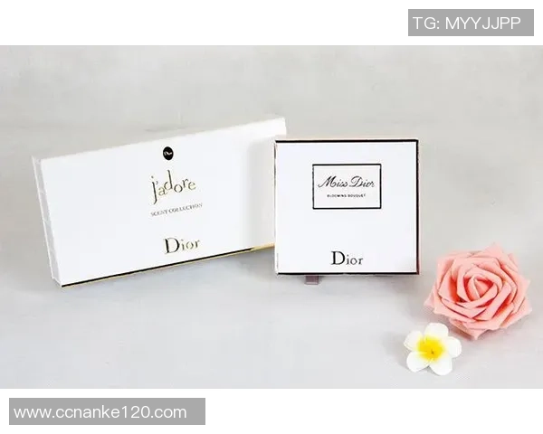 足球星卡包装盒设计揭秘独特风格与创意元素解析